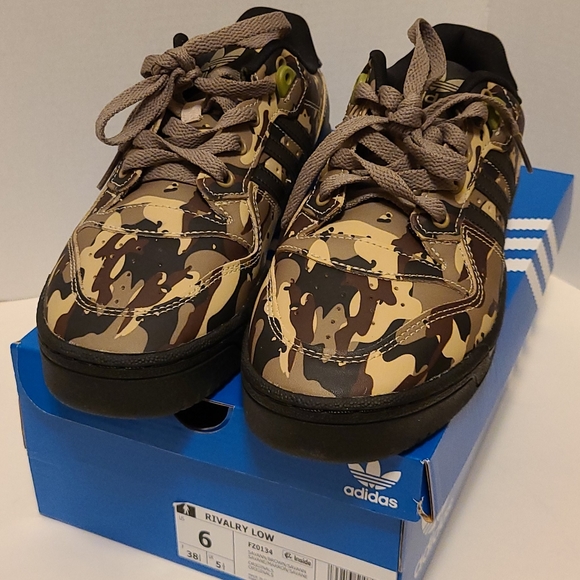 Adidas Rivalry Low Originals sz 6 in Camo - Picture 2 of 7